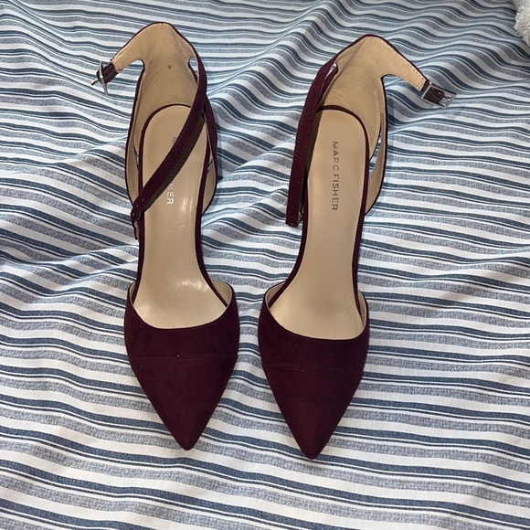 NEW Marc Fisher Heels - Picture 1 of 4